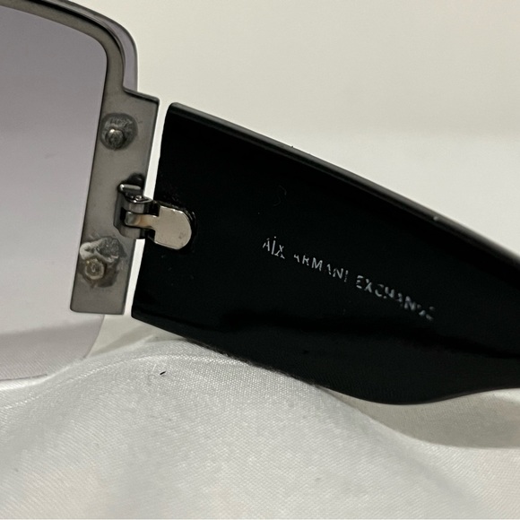 Armani Exchange Sunglasses - Picture 6 of 7